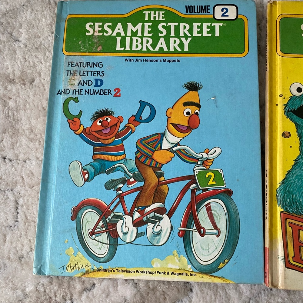 The Sesame Street Library Book Set - Picture 3 of 9